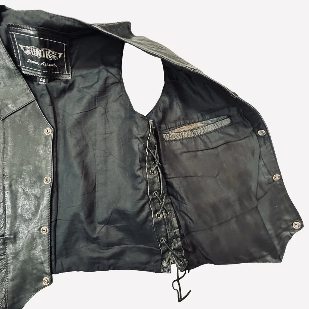 UNIK Leather Motorcycle Vest Men Sz 42 Snaps Lace-Up Sides Pockets Biker‎
